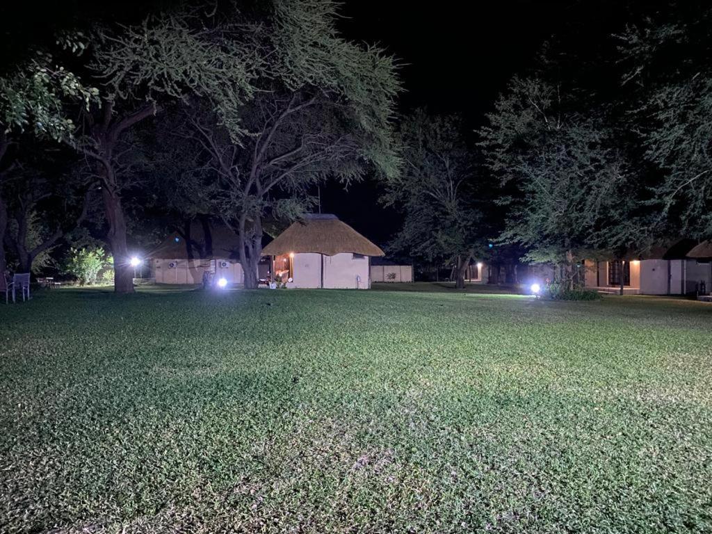 קסנה Big 5 Toro Lodge מראה חיצוני תמונה
